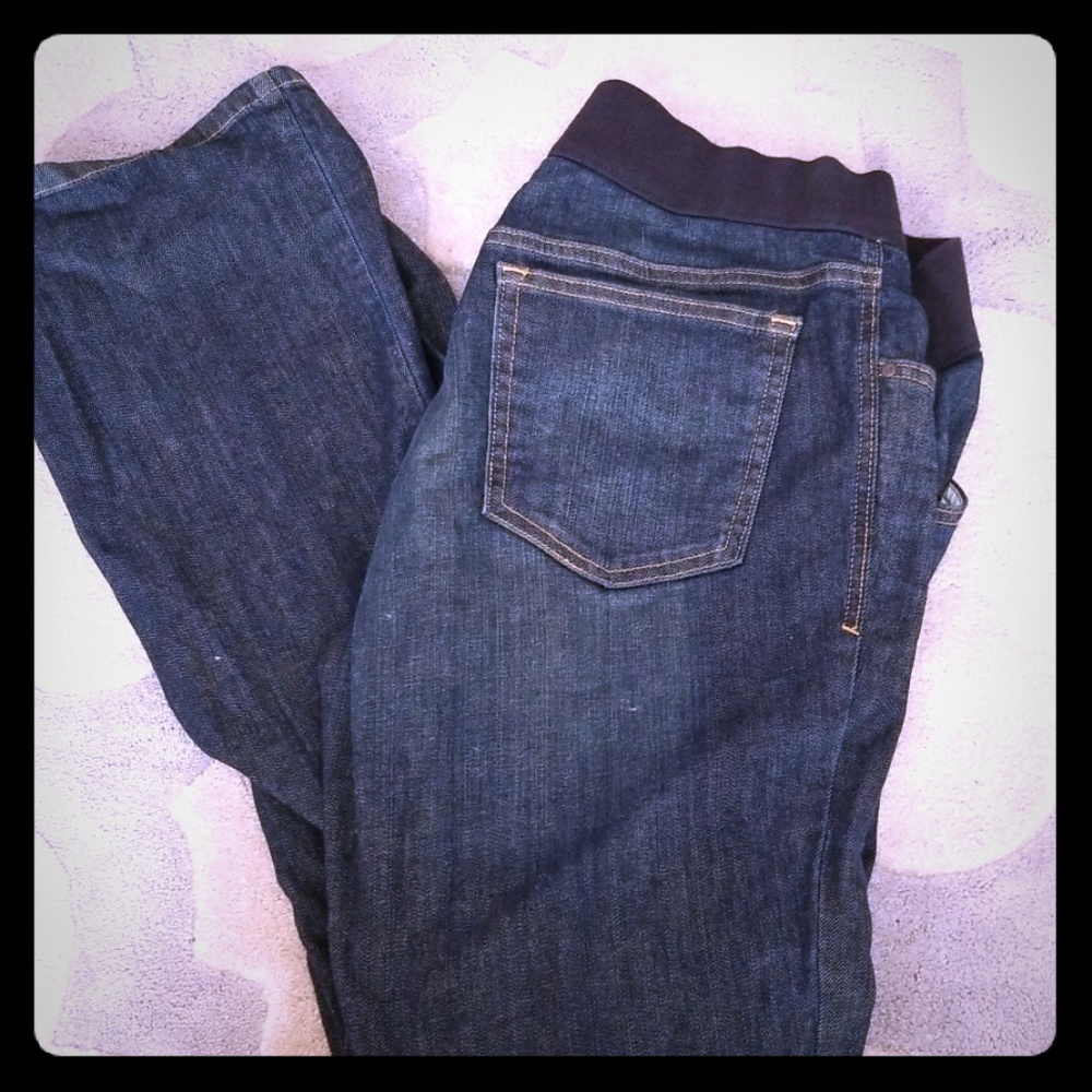 Old Navy Low Rise Boot Cut maternity jeans